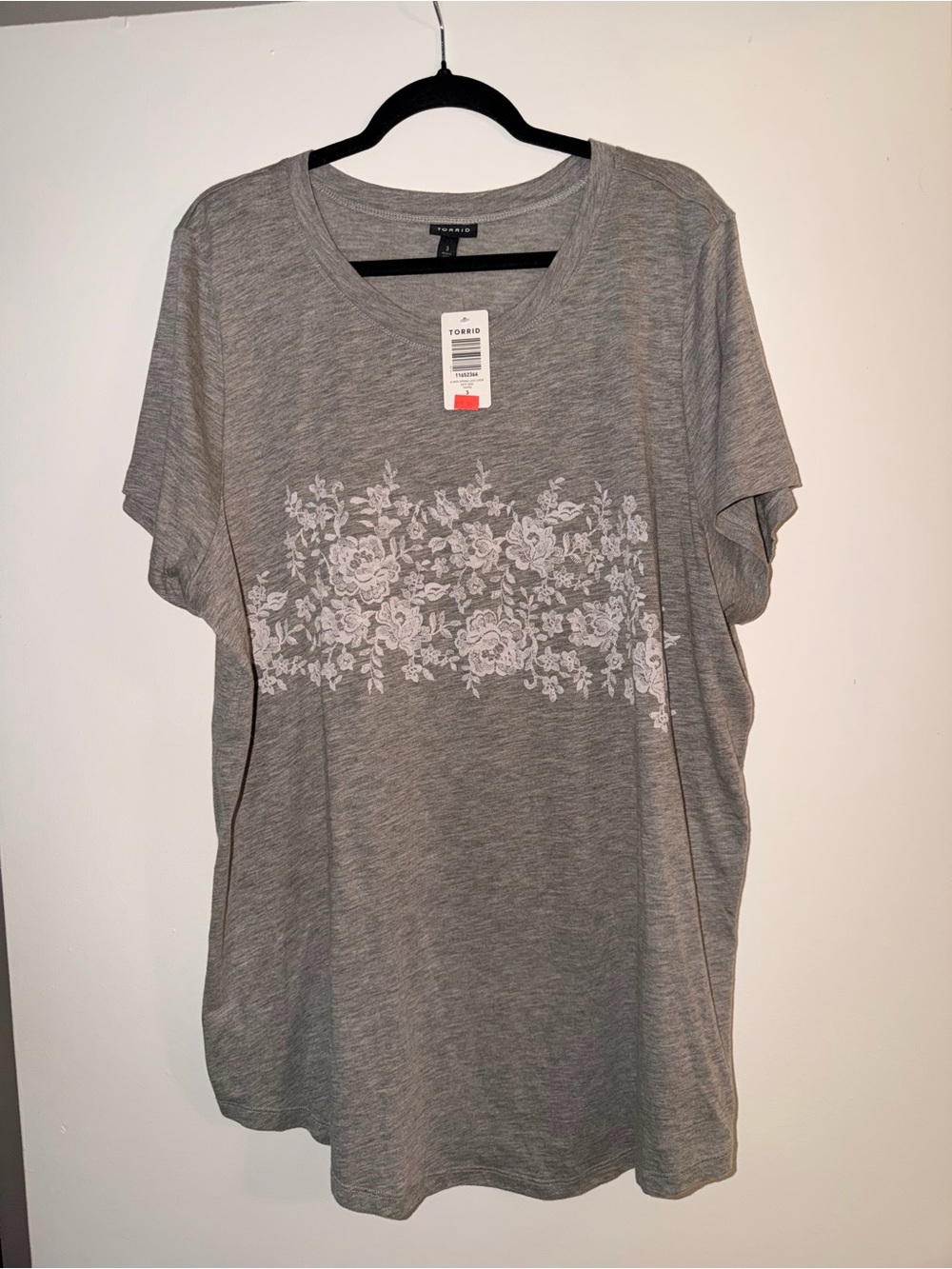 torrid Gray Short-Sleeve Tee with White Floral Panel